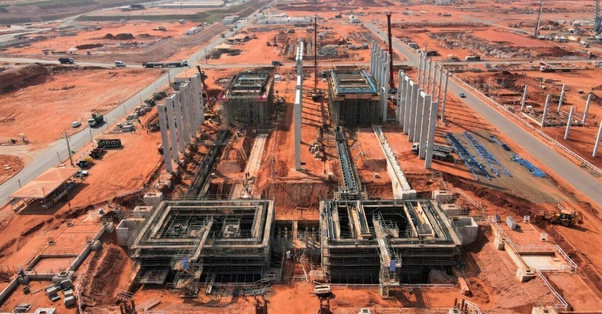 "Projeto Cerrado" da Suzano, a maior fábrica de celulose do mundo está pronta! Megaempreendimento, que já gerou mais de 10 mil empregos durante sua fase de construção, será finalizada no mês que vem e promete gerar mais 3 mil vagas  