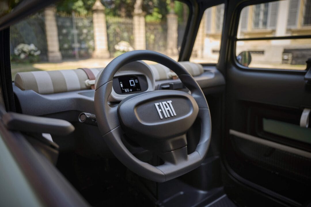 Fiat chega com dois pés na porta e lança novo modelo que ressuscita carro popular por R$ 37 mil