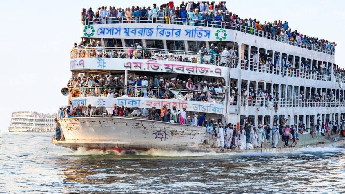 Os desafios enfrentados por um capitão ao pilotar uma balsa superlotada em Dhaka, Bangladesh