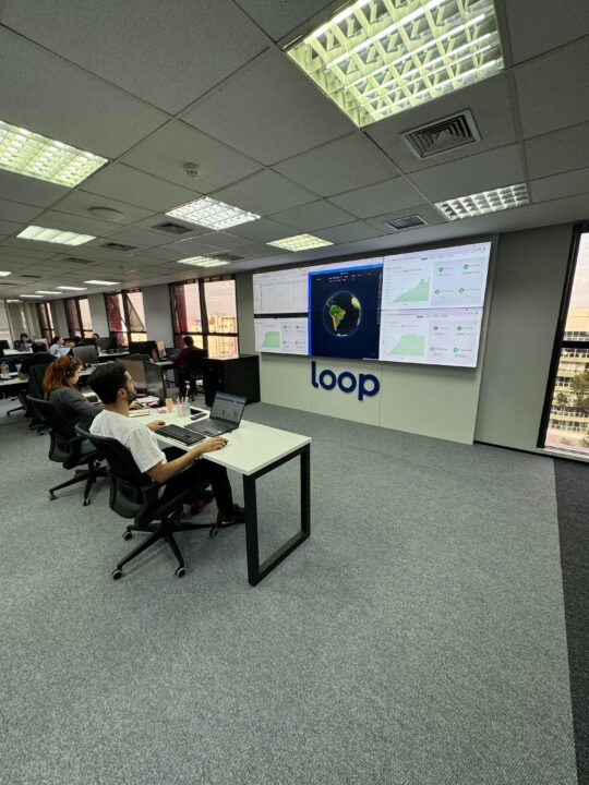 Loop Services centraliza em Curitiba monitoramento de mais de 70 usinas fotovoltaicas em todo o Brasil