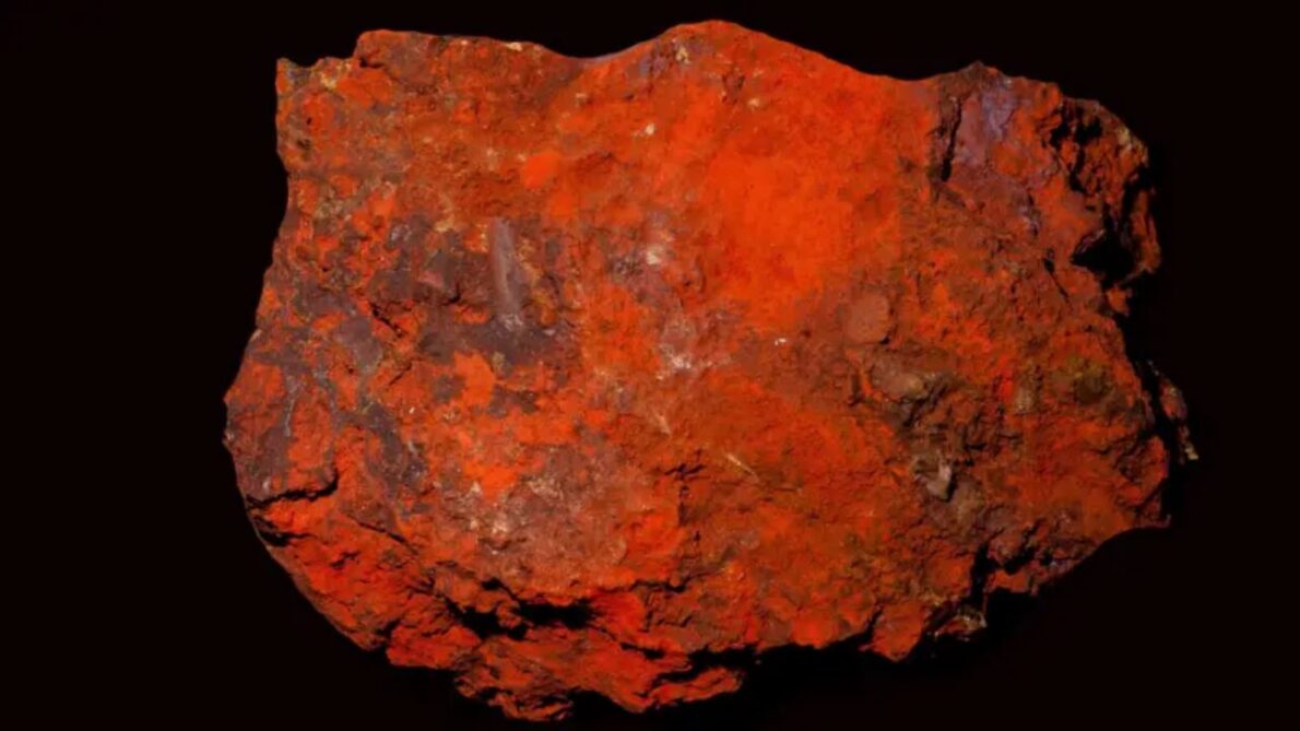 O cinábrio, um mineral fascinante usado por antigas civilizações, esconde um lado tóxico devido à sua associação com o mercúrio.