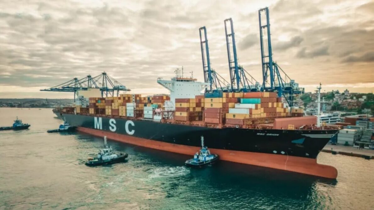 MSC Orion inaugura rota direta entre Bahia e Ásia, expandindo conexões comerciais e fortalecendo o Tecon Salvador, marcando um novo capítulo no comércio marítimo.