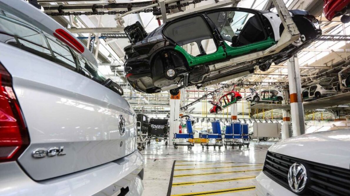 Estão abertas as inscrições para o processo seletivo Volkswagen, que oferece vagas para profissionais recém-graduados