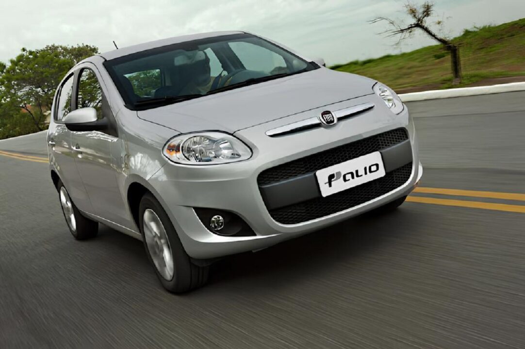 Carro popular Guerreiro Fiat Palio 1.0 Fire por R$ 17 mil desbanca modelos atuais em 2024 e demonstra ser o carro ideal com consumo de 17,2 km/l