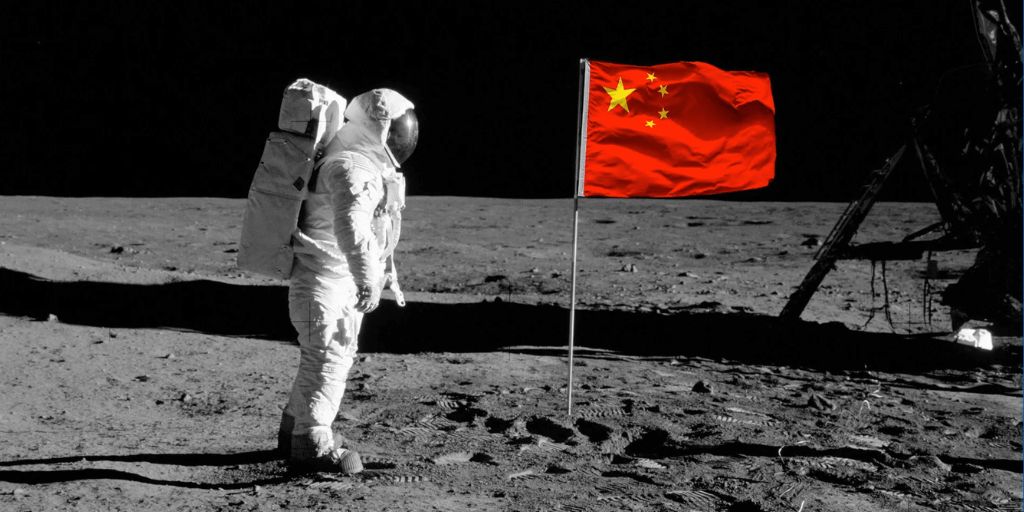 China lidera corrida espacial com descoberta de água na Lua, abrindo caminho para mineração e colonização lunar. (Imagem: reprodução)