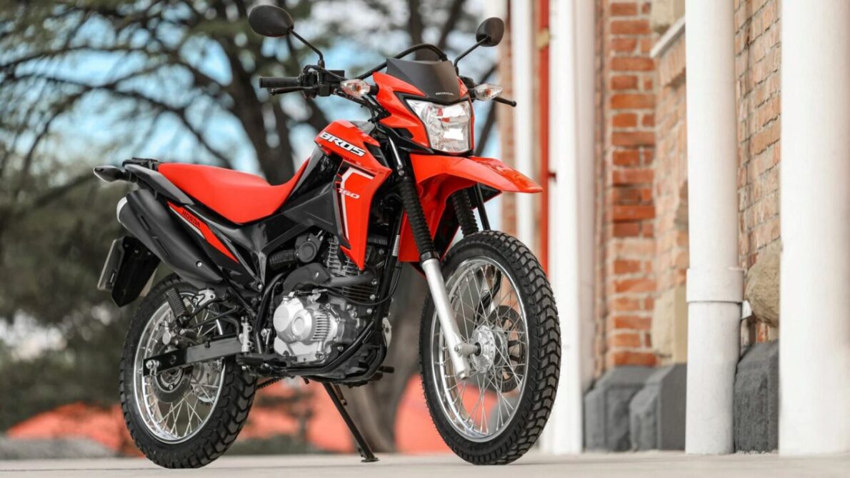 Honda NXR Bros 150: análise completa da evolução da moto trail de 2003 a 2014 e dicas para compra de usados.