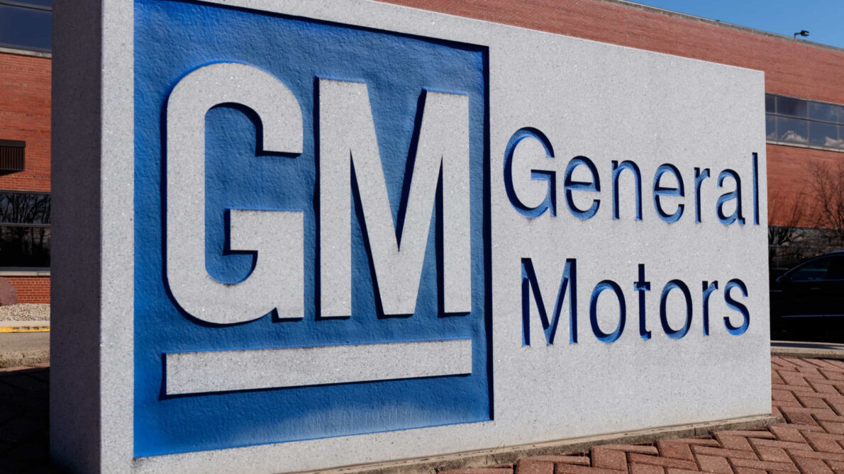 General Motors - GM surprises the automotive industry by announcing an ...