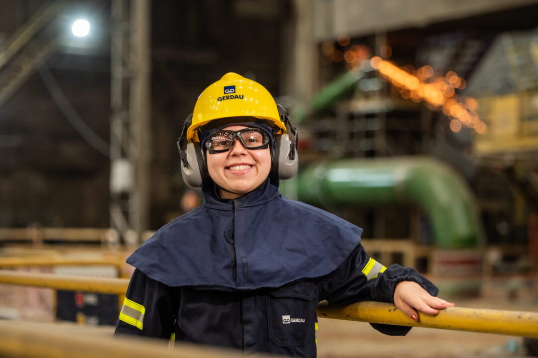 Gerdau está contratando! Produtora de aço divulga 300 vagas em novo processo seletivo destinado a estudantes de cursos de bacharelado, tecnólogo e licenciatura