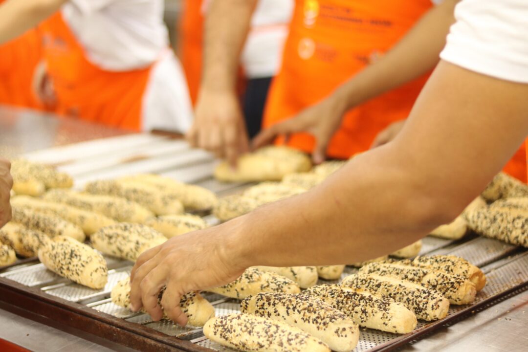 Sem precisar fazer prova: Escola de Gastronomia Social anuncia abertura de 230 vagas em cursos profissionalizantes gratuitos