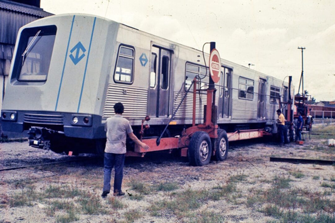 Metrô de SP chegou aos 50 anos! Porém, avanço da malha ferroviária do país, especialmente na maior metrópole brasileira, ainda deixa muito a desejar