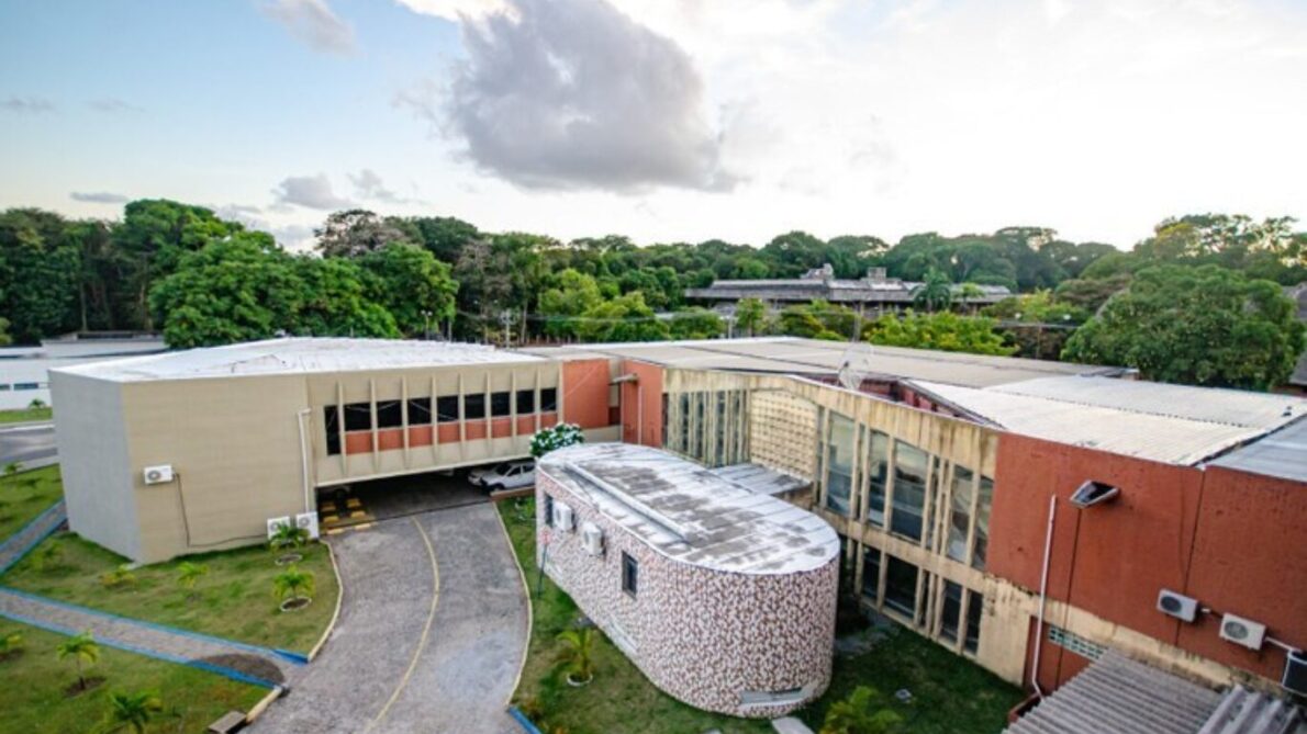 “Universidade federal”, “curso gratuito”, “graduação”, “cursos de graduação EAD”, “graduação EAD”