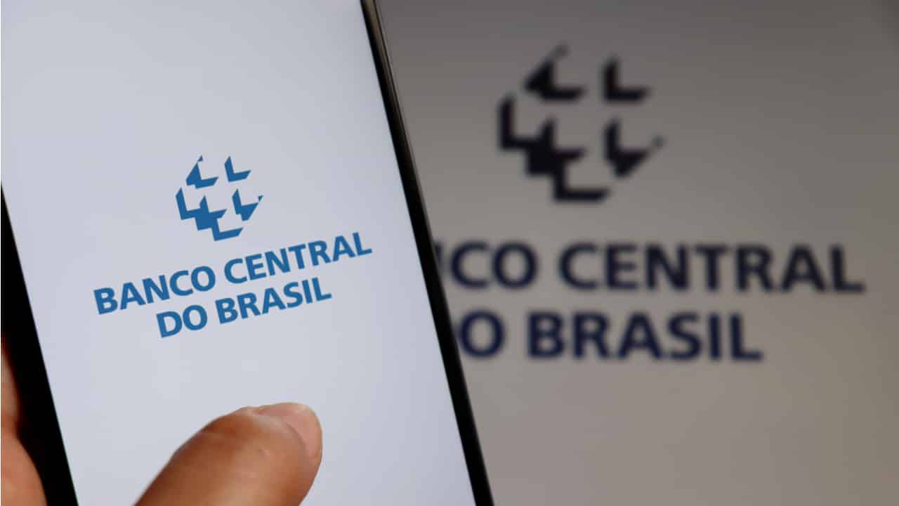 Bilhões esquecidos: Brasileiros deixam R$ 8,56 bilhões para trás enquanto o Banco Central já devolveu R$ 7,67 bilhões – Confira se você tem direito!