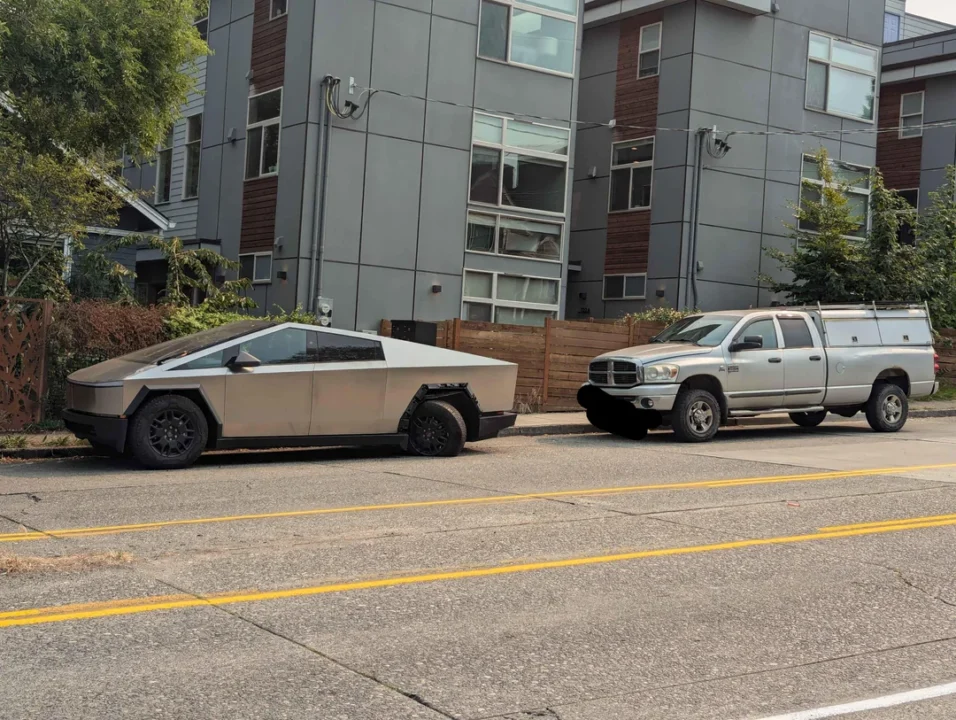 Tesla Cybertruck, Tesla, veículos