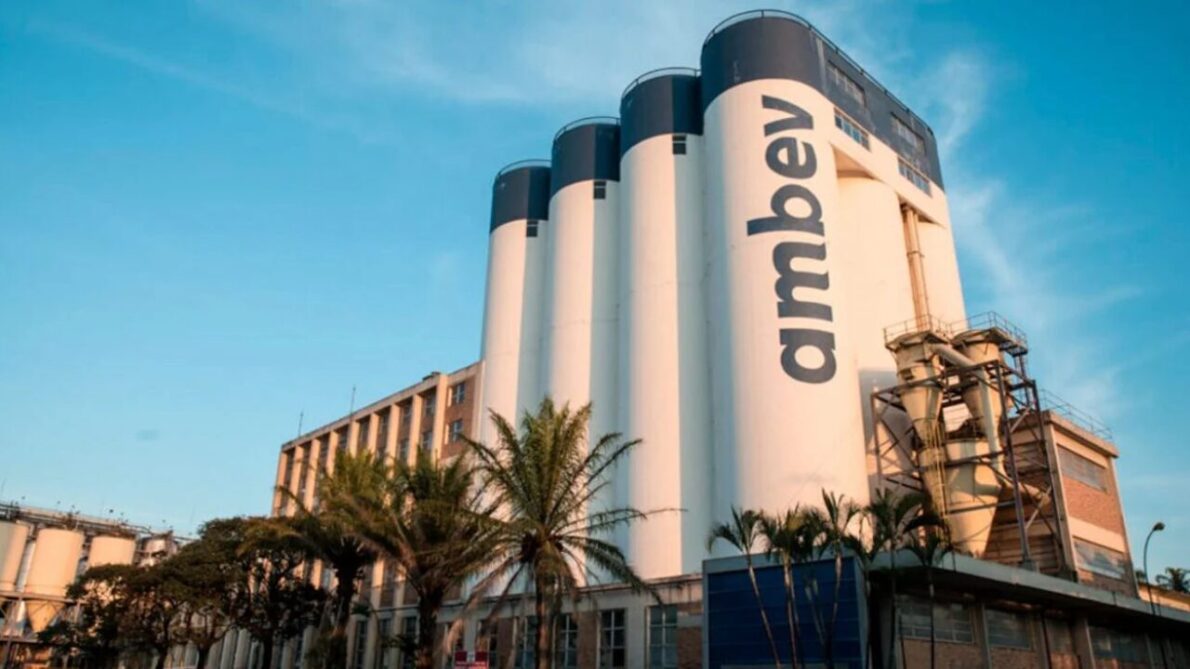 Ambev recebe R$ 546,9 milhões da Sudene para investimento em Itapissuma, gerando 1.468 novos empregos e fortalecendo o polo industrial.