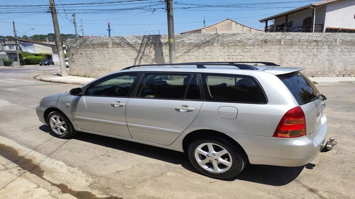 Na faixa dos R$ 30 mil, Toyota Fielder faz 12,9 km/L com autonomia de 710 km e assusta rivais no mercado automotivo 