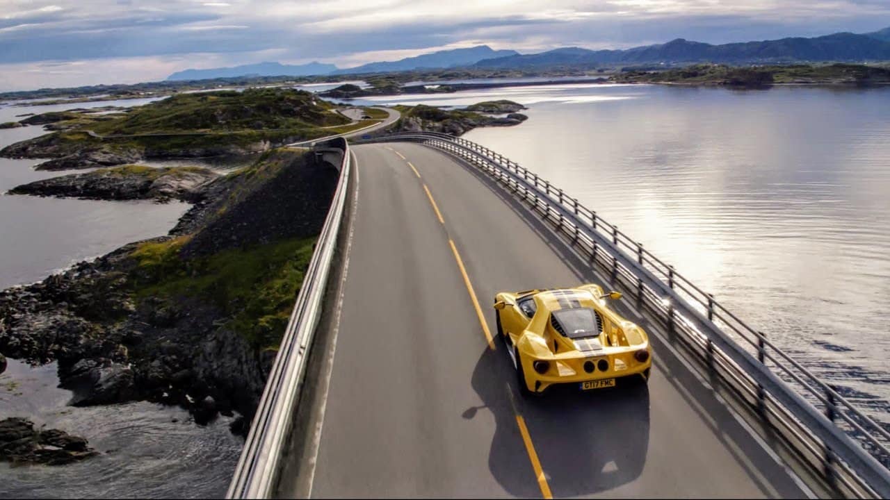 Estrada do Oceano Atlântico: uma obra monumental da engenharia norueguesa que desafia a natureza ao conectar ilhas com uma extensão de 8 km