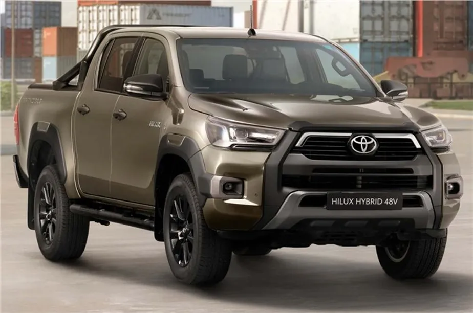 Toyota Hilux híbrida é revelada e promete revolucionar o mercado: o que será das picapes a diesel no Brasil após sua chegada em 2025?