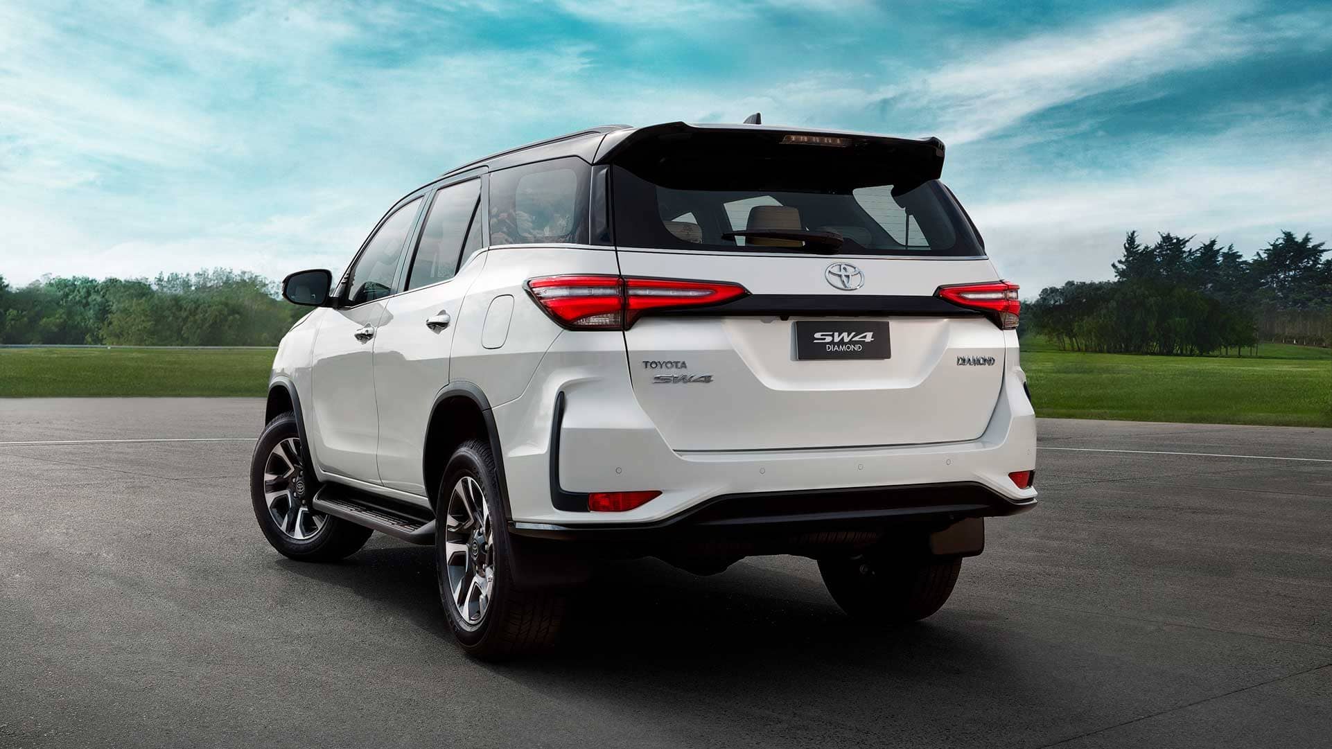 Toyota surpreende a indústria automotiva e anuncia SUV Toyota SW4 2025 com garantia de 10 anos, a maior granita do Brasil! 