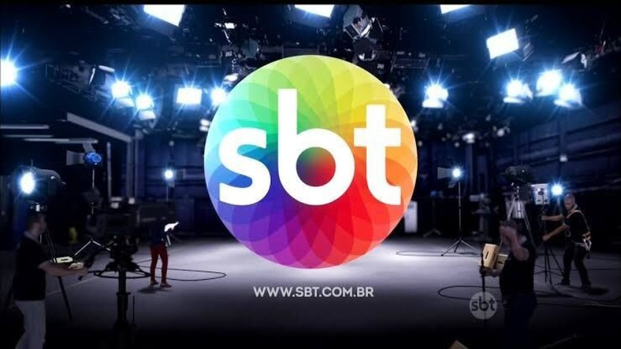 SBT surpreende com demissão em massa de 200 funcionários e gesto inusitado: ex-colaboradores receberam flores e carta de agradecimento.