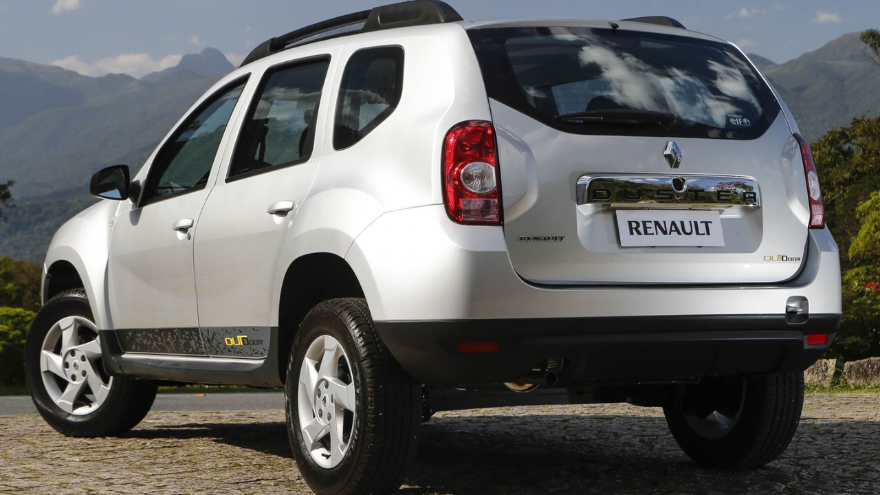 Renault Duster oferece desempenho eficiente, economia e amplo porta-malas, sendo o carro ideal para quem busca conforto e versatilidade.