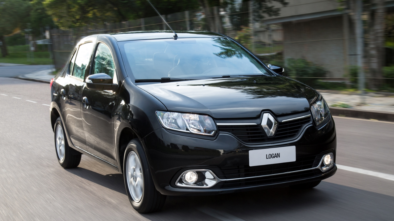 Renault Logan 1.0 Flex oferece excelente economia de combustível, bom desempenho e conforto, sendo uma opção ideal para o dia a dia.