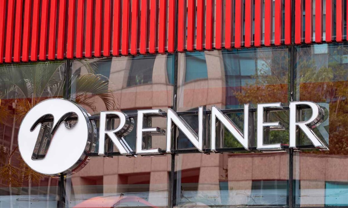 Renner condenada a pagar indenização de R$ 100 mil por vender réplica de bolsa de luxo! Confira os detalhes 