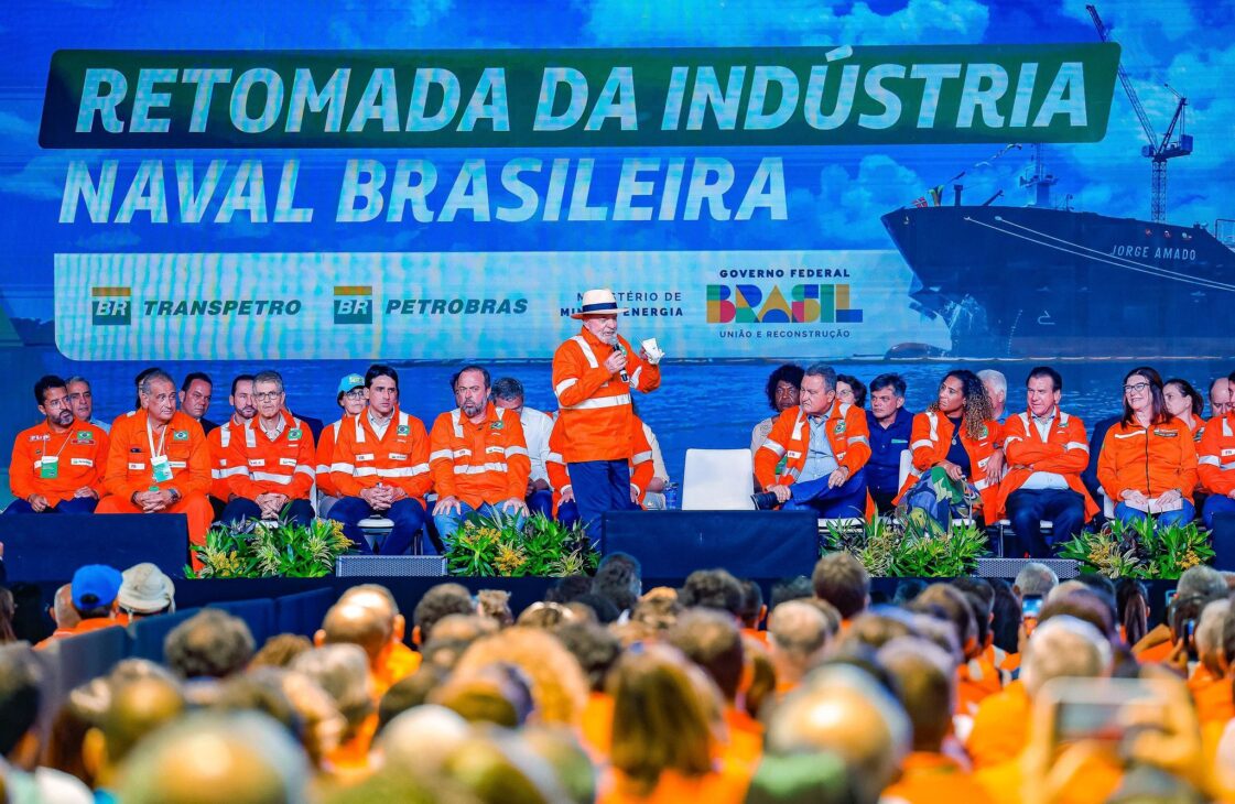 presidente Lula em evento em Angra dos Reis sobre a retomada da indústria naval do Brasil e o papel da Transpetro e Petrobras nisso.