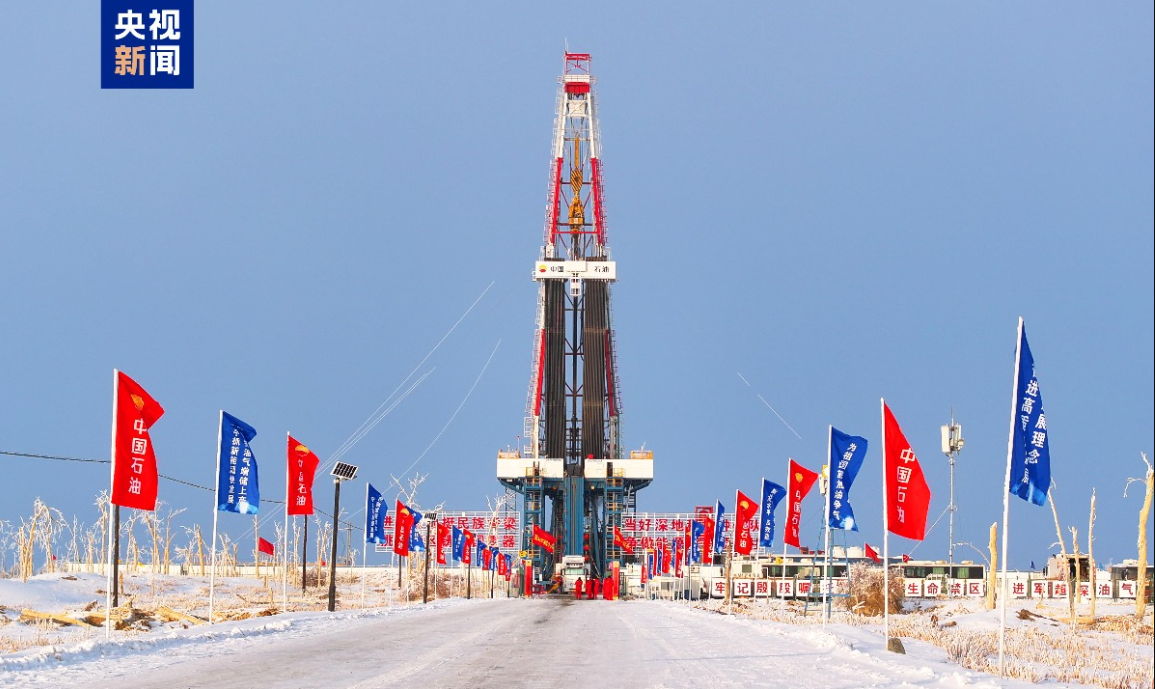 Eles encontraram indícios significativos de petróleo e gás em profundidades superiores a 10.000 metros. Essa descoberta abre novas possibilidades para a exploração de recursos energéticos e pode redefinir a indústria petrolífera global.