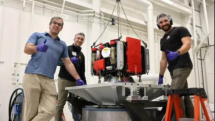 A nave Odin será lançada ao espaço e viajará por 300 dias até alcançar o asteroide 2022 OB5, onde realizará uma missão de reconhecimento a quase mil metros de distância. No entanto, não há um plano imediato de retorno, já que esta fase do projeto foca apenas na análise da composição do asteroide para futuras tentativas de mineração.