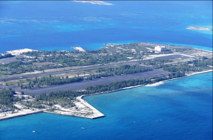 O projeto dos EUA está sendo desenvolvido no Atol Johnston, uma ilha remota no Oceano Pacífico, sob controle do governo americano. A ilha fica a cerca de 1.300 km do Havaí e já foi usada para testes nucleares e armazenamento de armas químicas.