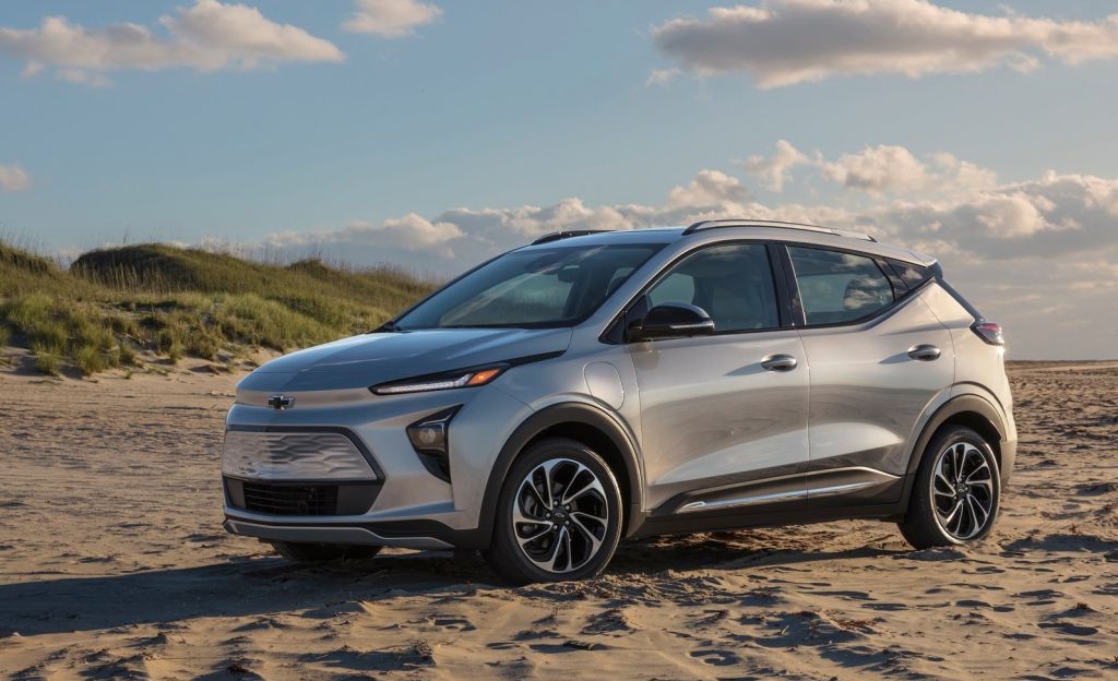 Alerta de mercado: 10 carros elétricos que desvalorizaram um absurdo no Brasil recentemente