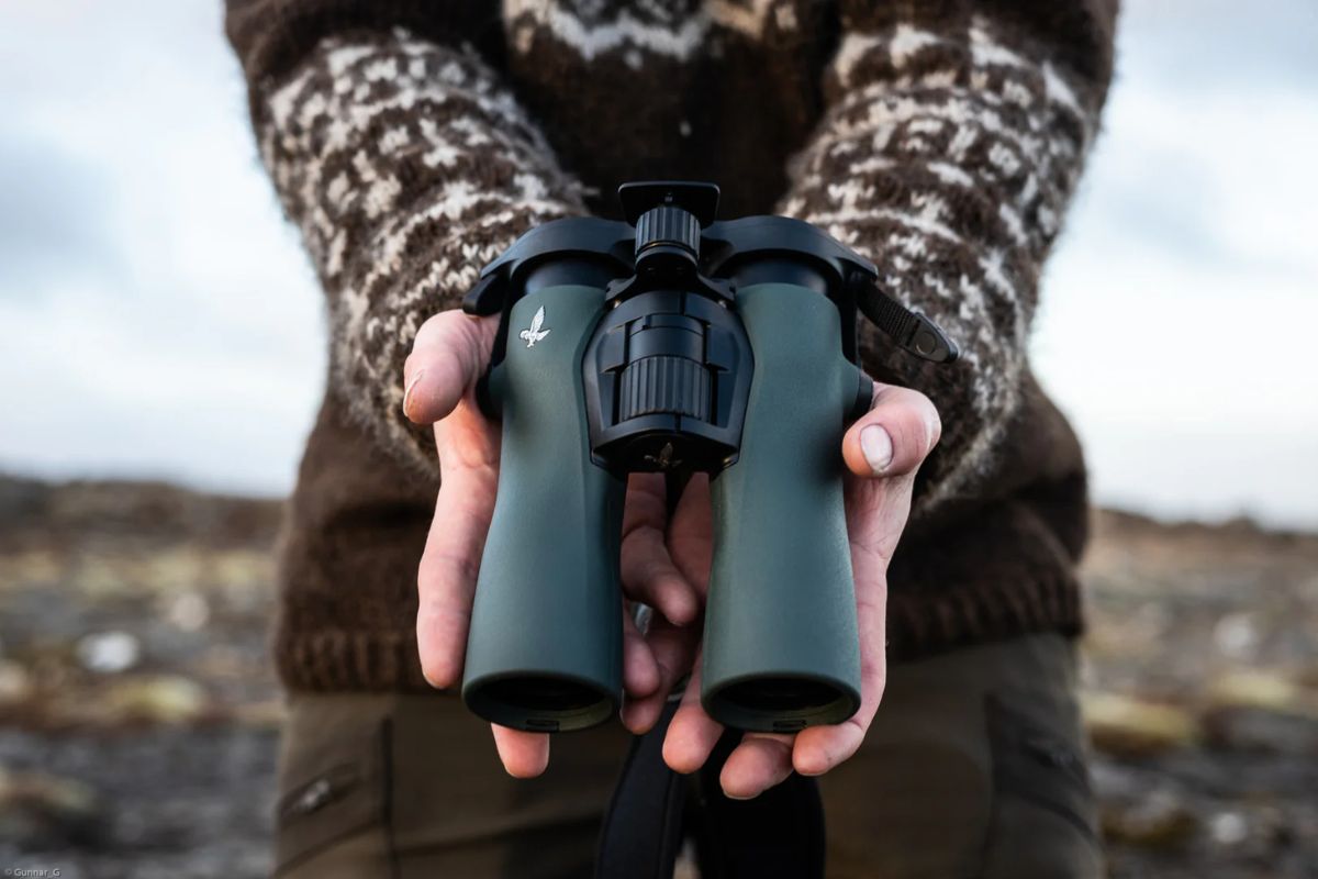 Swarovski NL Pure 12x42: o binóculo mais potente do mundo em 12x? 🦅 Análise do campo de visão, ergonomia e desempenho premium.