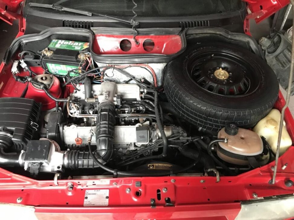 Lendário motor Fiat Sevel! Conhecido pela robustez e altos giros, equipou o Uno 1.5R, 1.6R e o icônico Uno Turbo