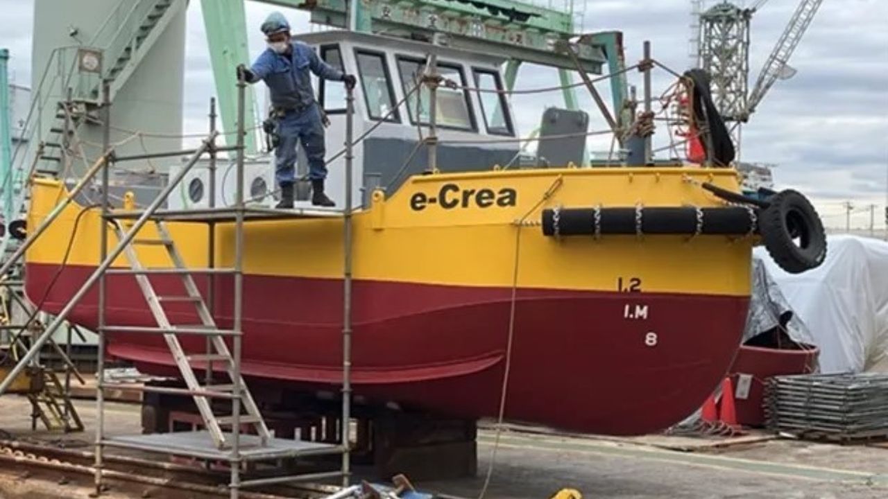 NYK apresenta o primeiro navio de trabalho totalmente elétrico do Japão