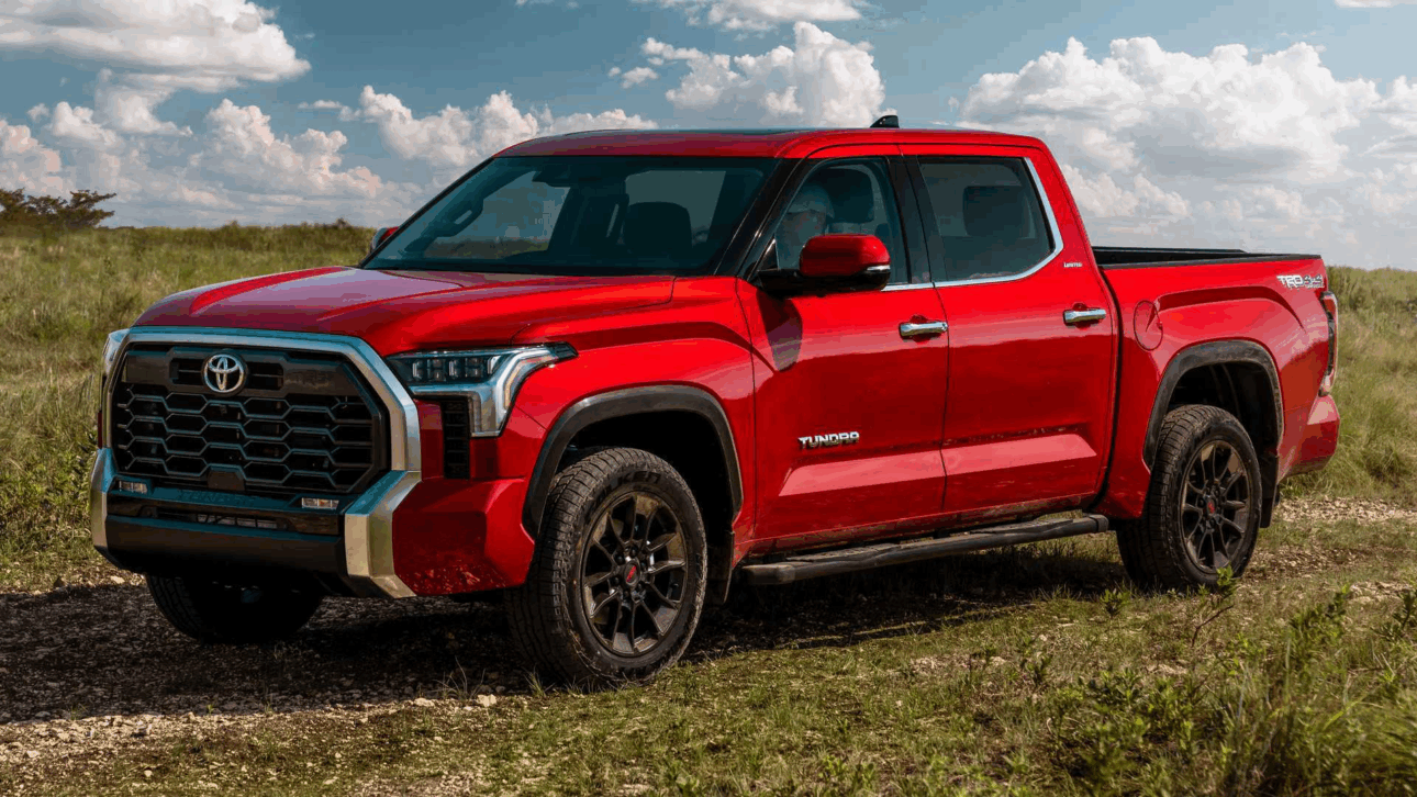 A Tundra (foto), picape robusta da Toyota, exibe sua força nos EUA ao rivalizar com gigantes como Ford F-150 e Chevrolet Silverado. (Imagem: divulgação