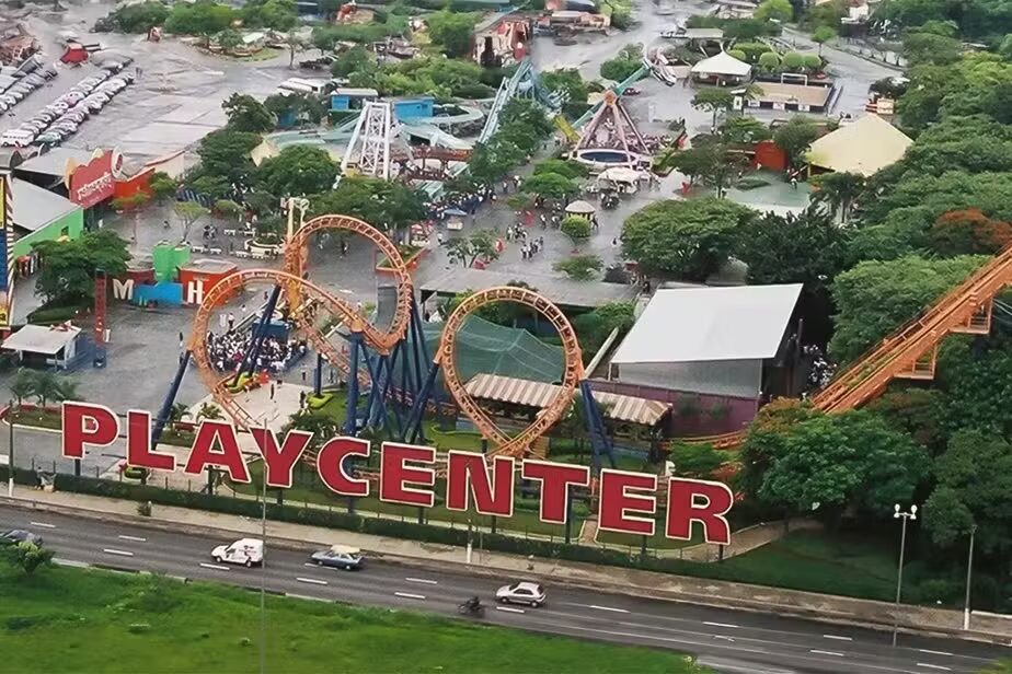O que aconteceu com o Playcenter? O parque mais famoso de SP fechou em 2012 e foi demolido. Saiba os motivos e veja curiosidades nostálgicas.