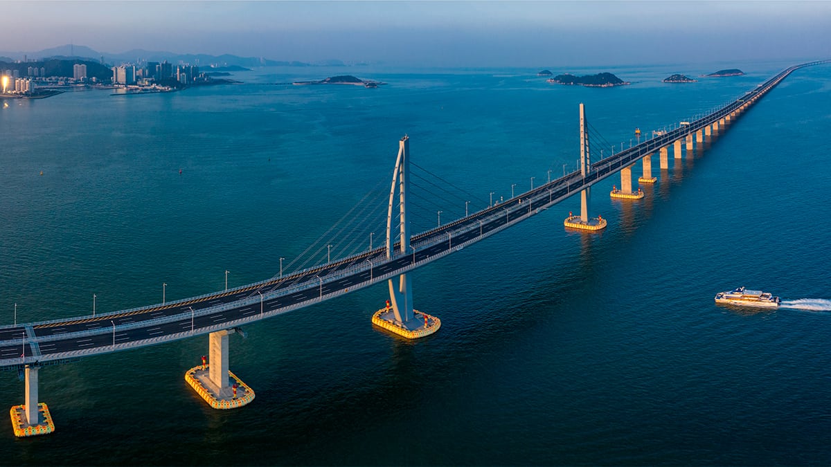A ponte de 55 km que liga Hong Kong à China continental: obra colossal sobre o mar ainda gera debate por seu custo bilionário de US$ 20 bilhões