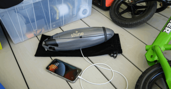 Mini turbina eólica com preço de celular e do tamanho de uma garrafinha de água? Sim, ela existe e já está à venda!