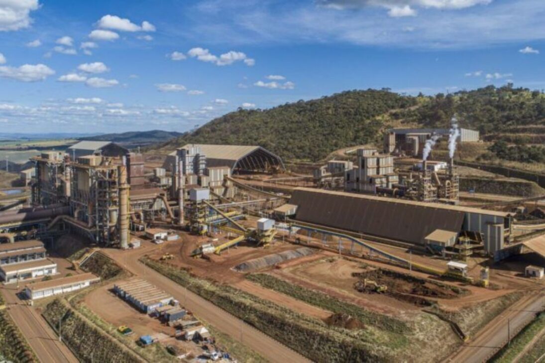 A compra chinesa de US$ 500 milhões pelo níquel brasileiro que acirra a disputa com a Vale