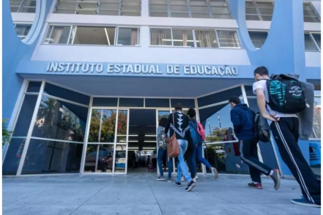 A maior escola pública do Brasil: a gigante da educação que atende quase 9.000 pessoas por dia