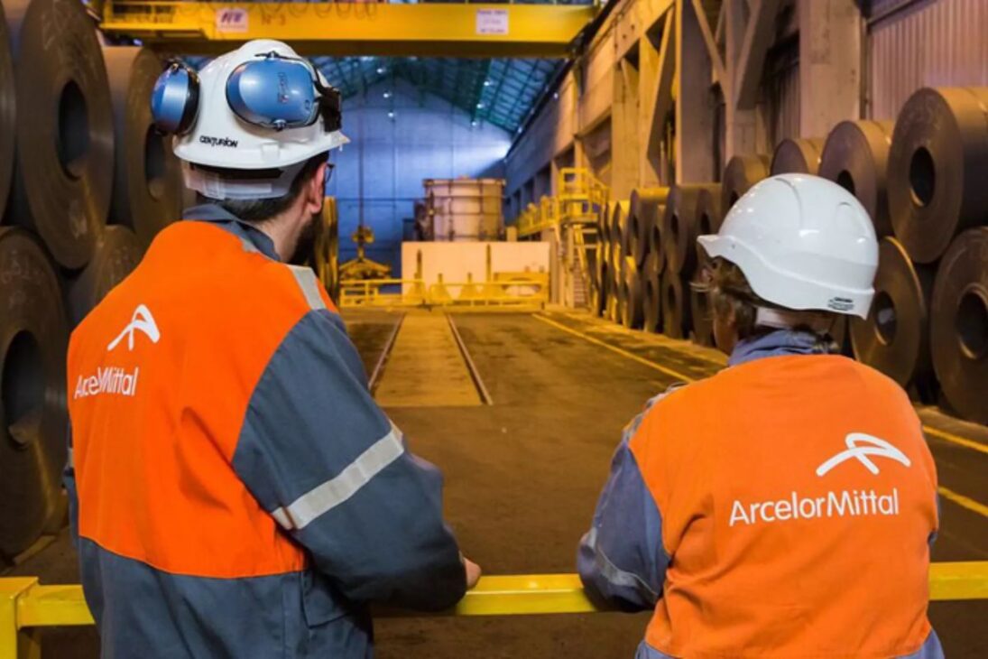 A maior siderúrgica do Brasil produz 15,3 milhões de toneladas de aço por ano e plano de investimento de R$ 25 bilhões