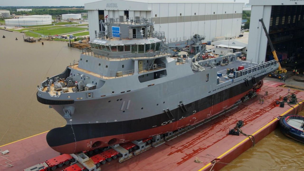 Austal lança seu primeiro navio de aço: o USNS Billy Frank Jr