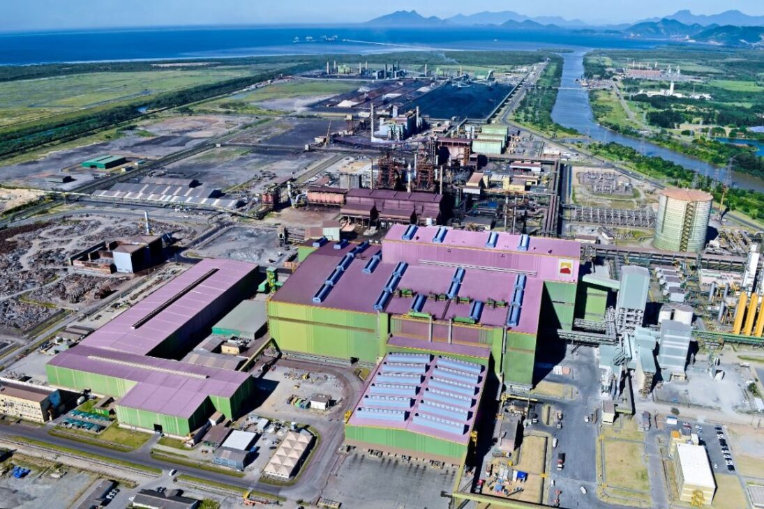 Esse foi o fim da 'família do aço' brasileira por € 1,5 bilhão: a venda da siderúrgica CSA pela Thyssenkrupp para a Ternium, após um prejuízo de bilhões
