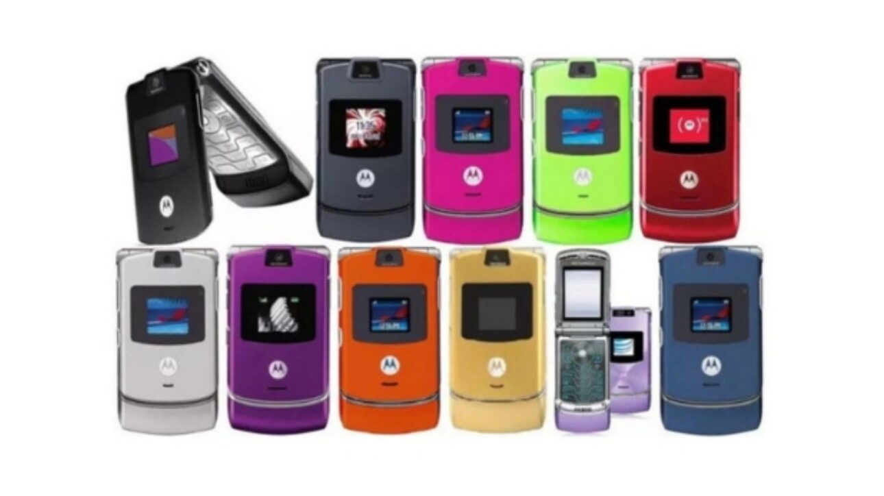 O Motorola V3 fez história nos anos 2000. Veja quanto ele custaria hoje e descubra se ainda teria espaço entre os celulares modernos.
