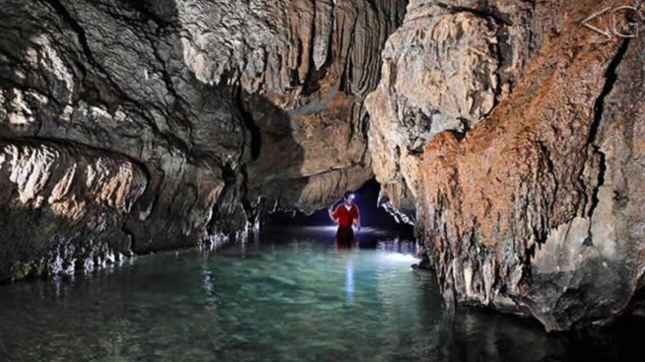 Caverna natural adaptada para turismo em Santa Catarina. (Imagem: divulgação)

