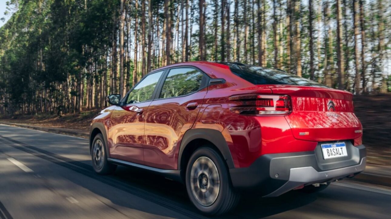 Peugeot e Citroën surpreendem no Brasil com qualidade e tecnologia, virando o jogo e conquistando espaço entre as marcas mais confiáveis.