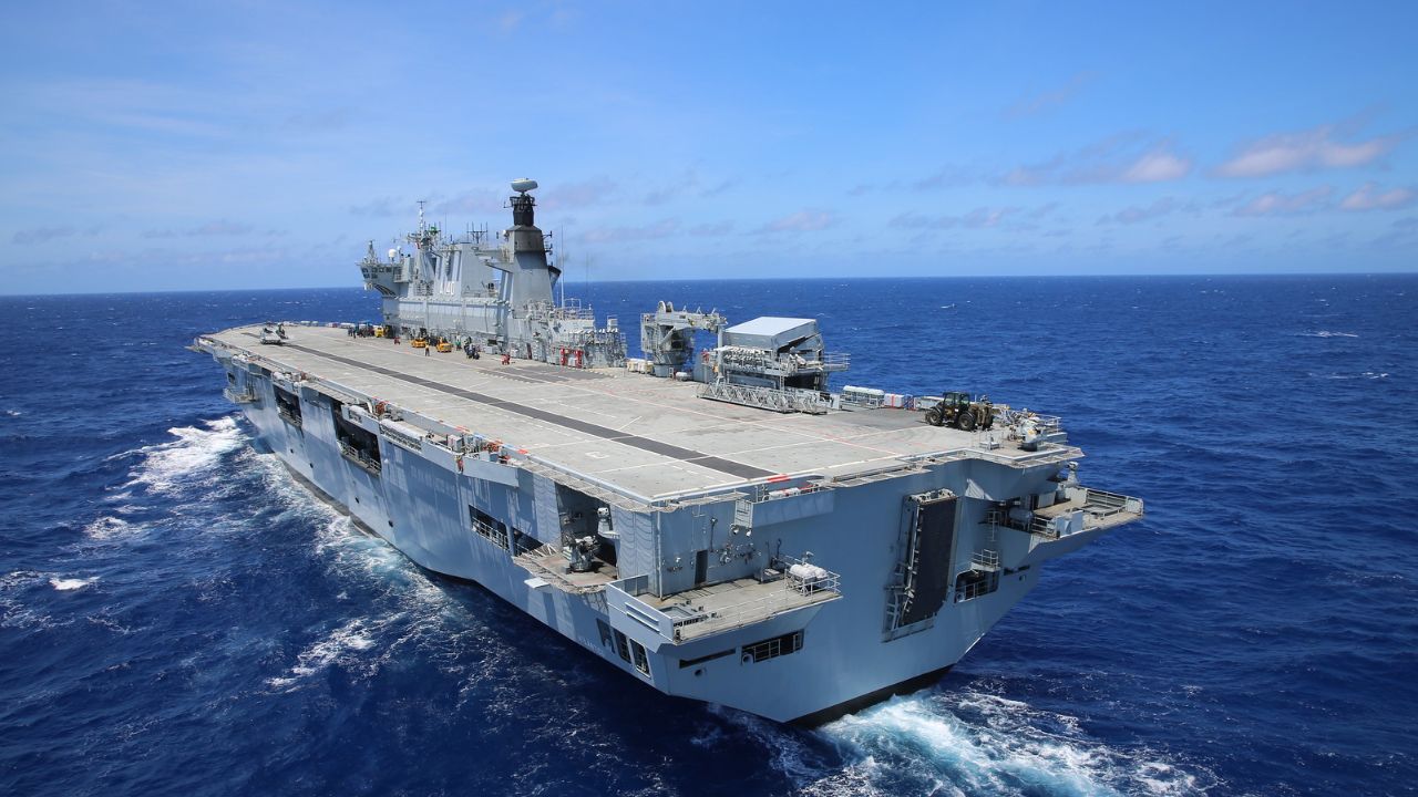 NAM “Atlântico” é o maior navio da Marinha do Brasil