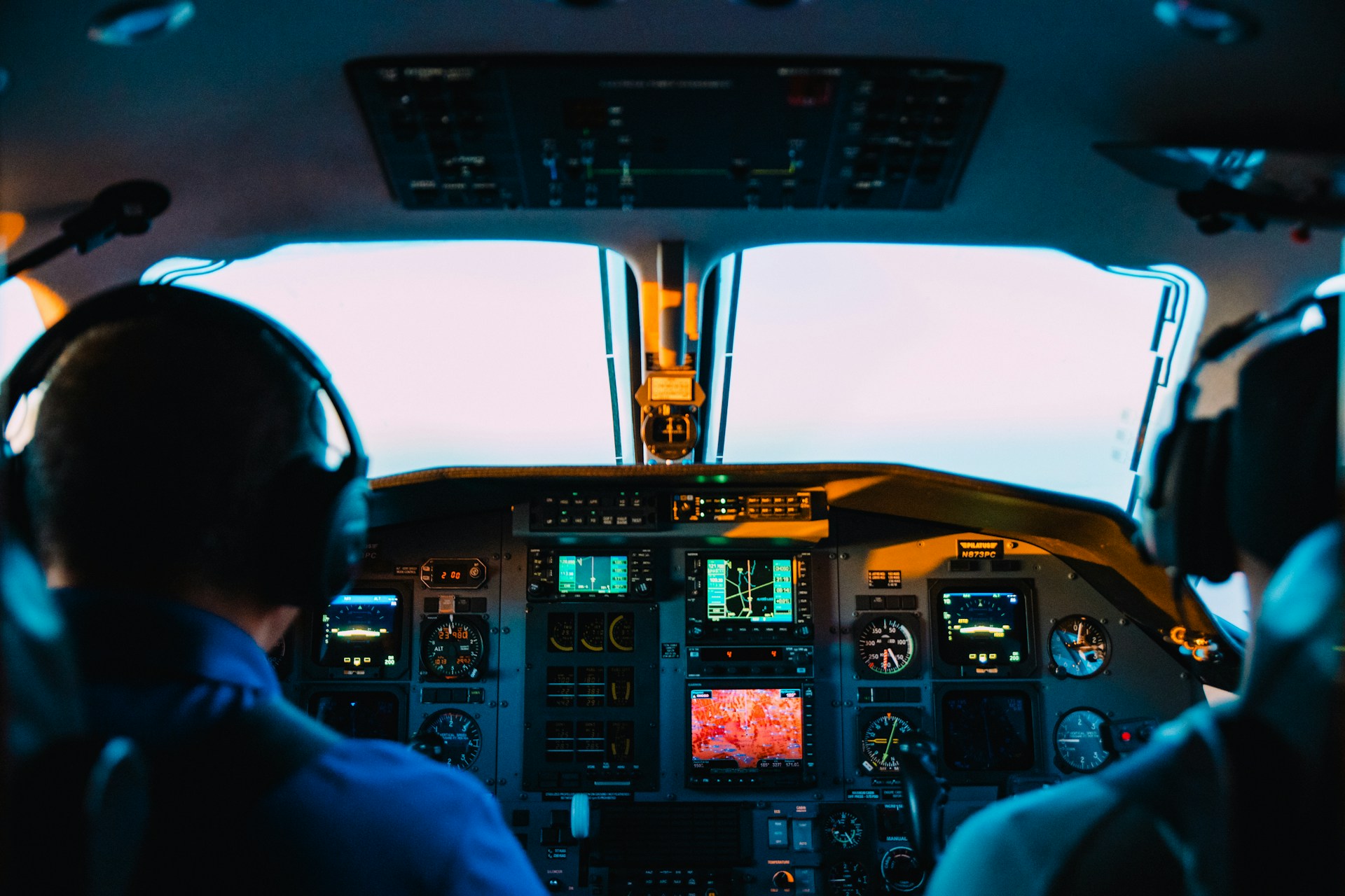 Avião, Piloto, mayday