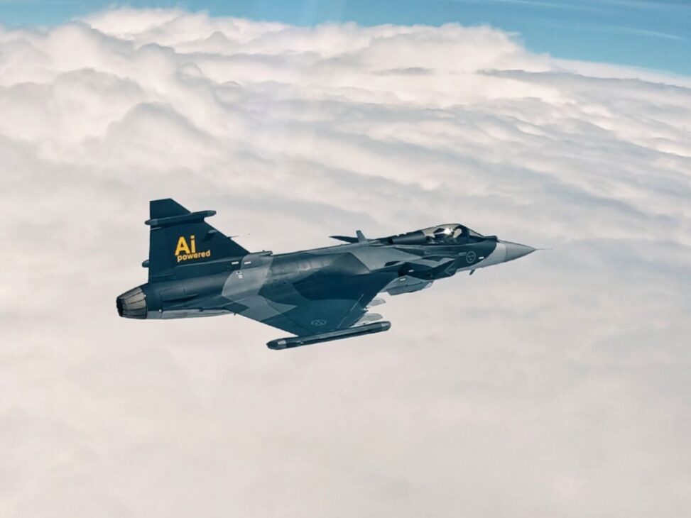 Gripen E realiza voo autônomo com sistema Centauro de inteligência artificial