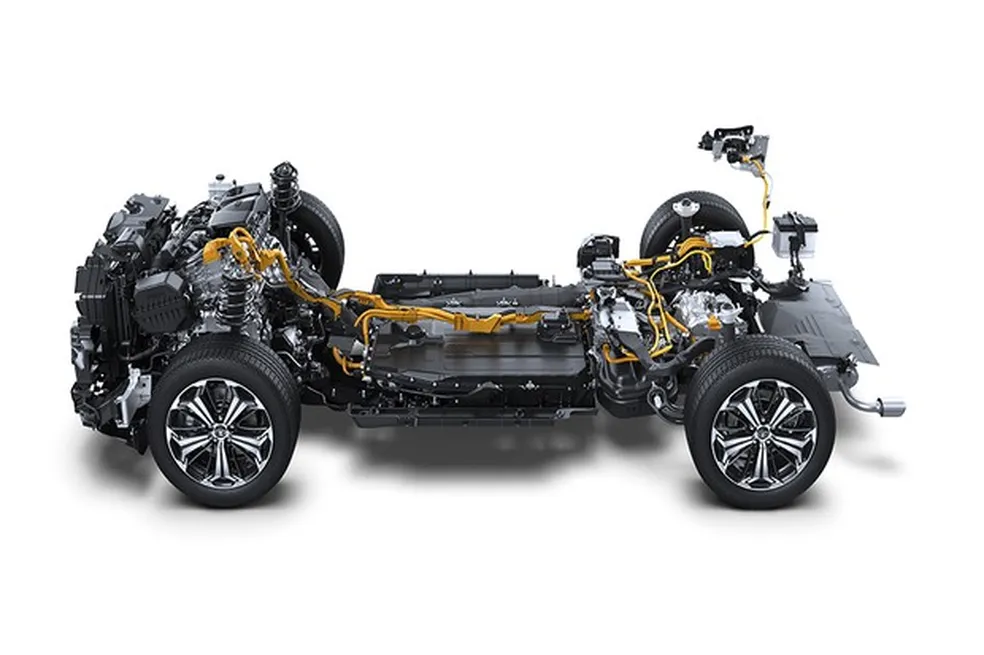 Foto mostra por dentro da nova geração do Toyota RAV4 PHEV. (Imagem: reprodução)